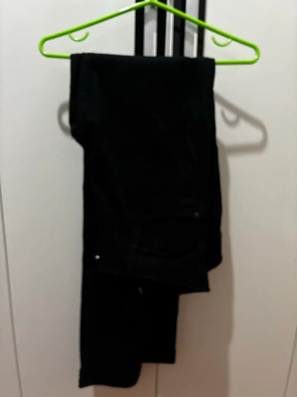 Calça jeans preta 38 - Foto 2