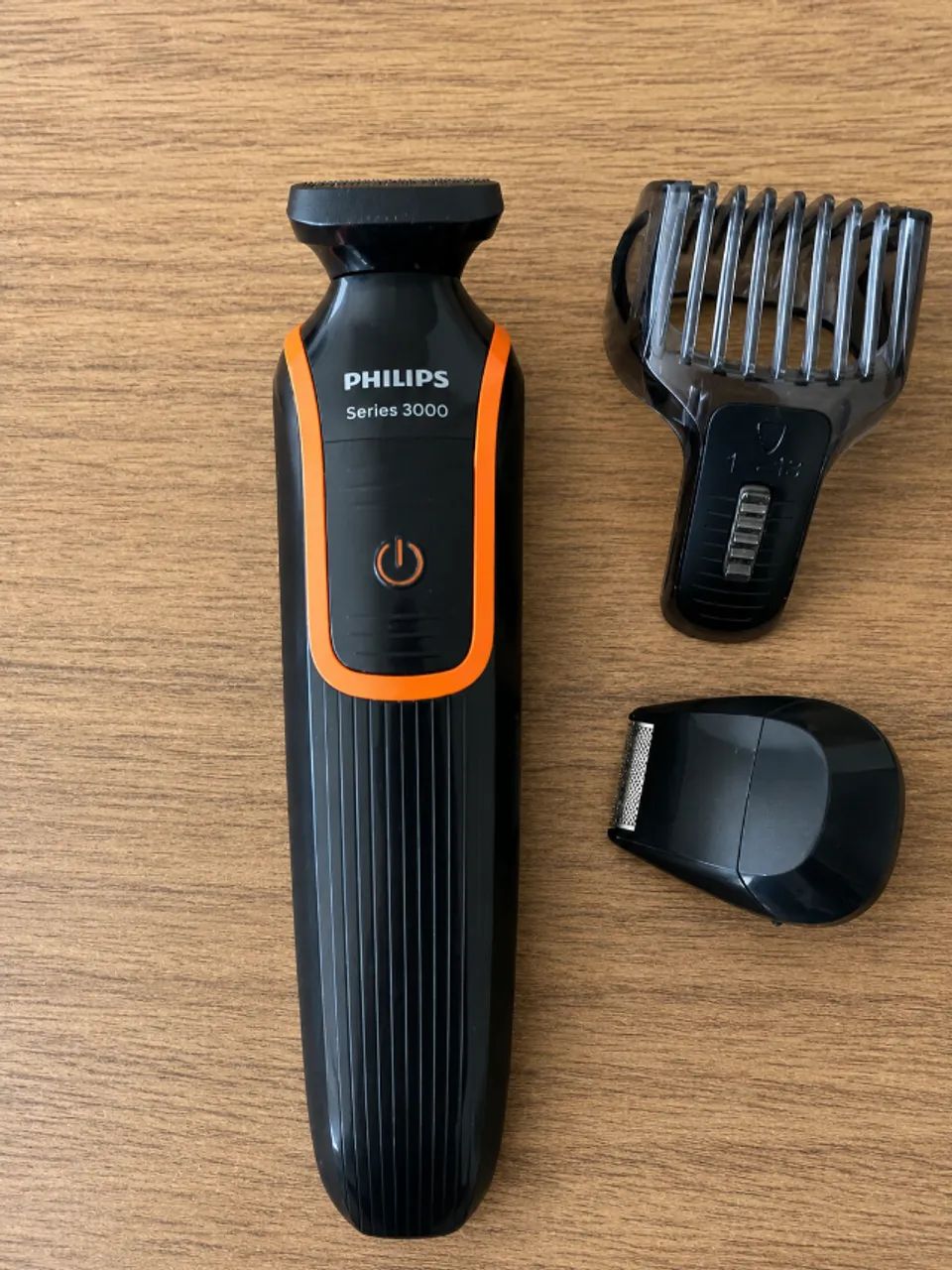 barbeador elétrico Philips R$120