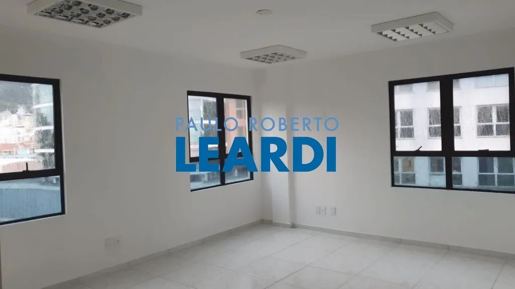 COMERCIAL - TRINDADE - SC