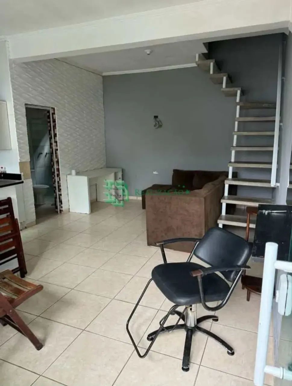 SOBRADO ESPAÇOSO 2DORM - Foto 3