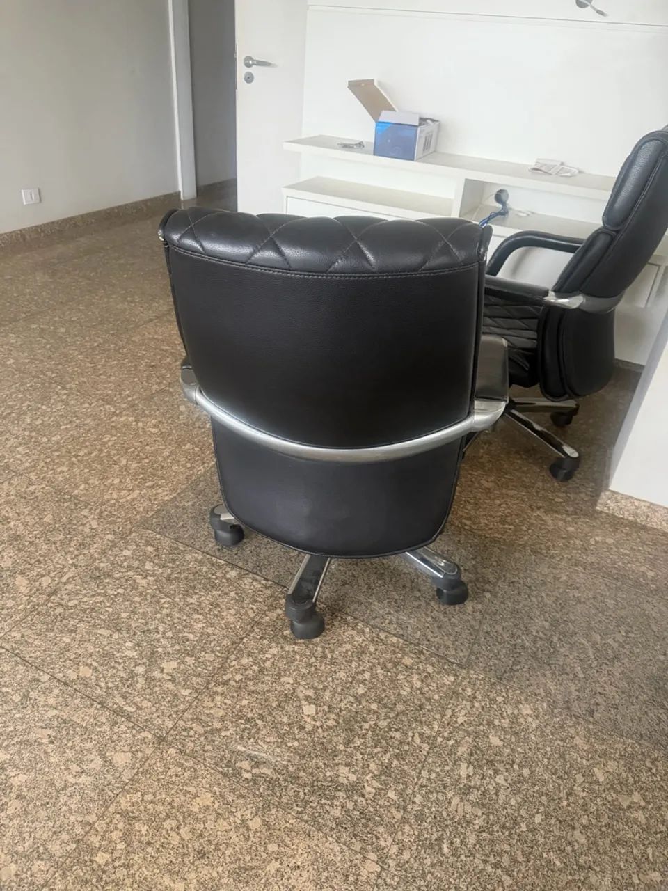 Cadeiras de escritório  - Foto 2