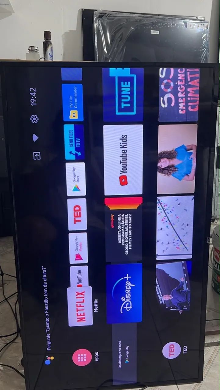 Tv JVC 43 polegadas