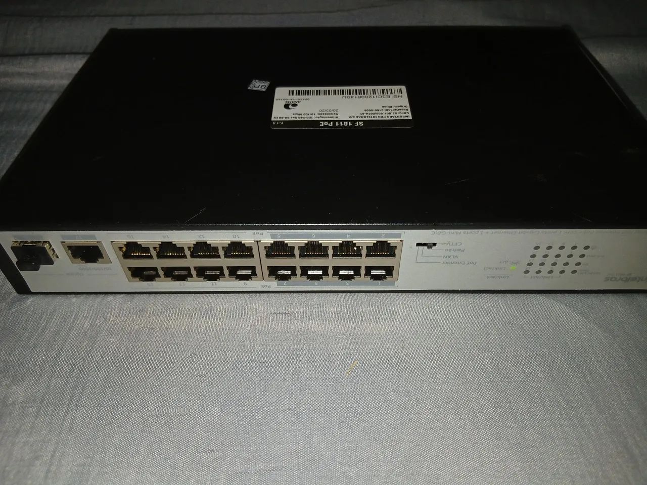 Switch Intelbras SF 1811 PoE