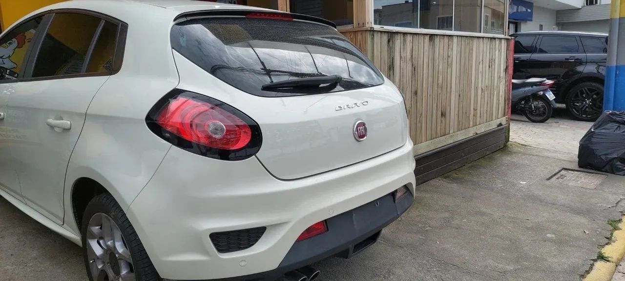 Fiat Bravo Blackmotion 1.8 Dualogic Flex 5P 2016 - Foto 4