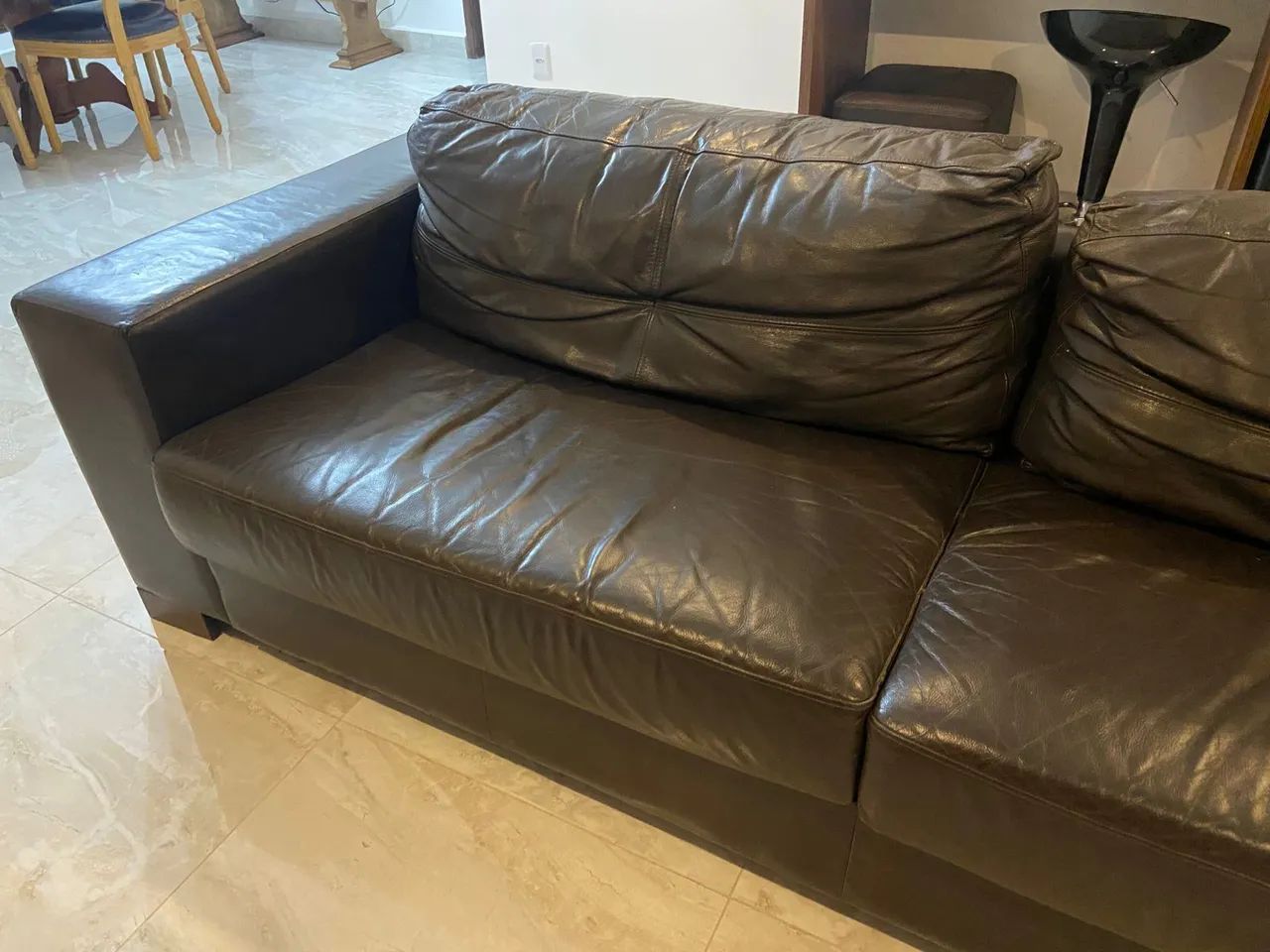 Sofá de couro 