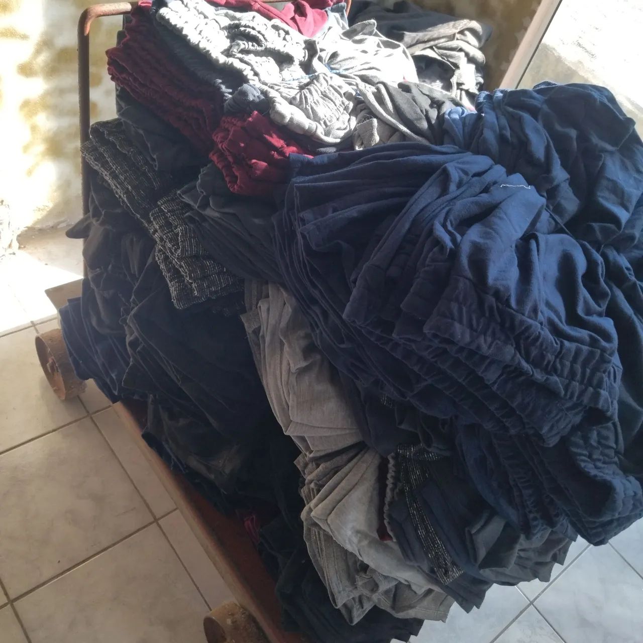 Vendo saldo de bermudas e shorts 
