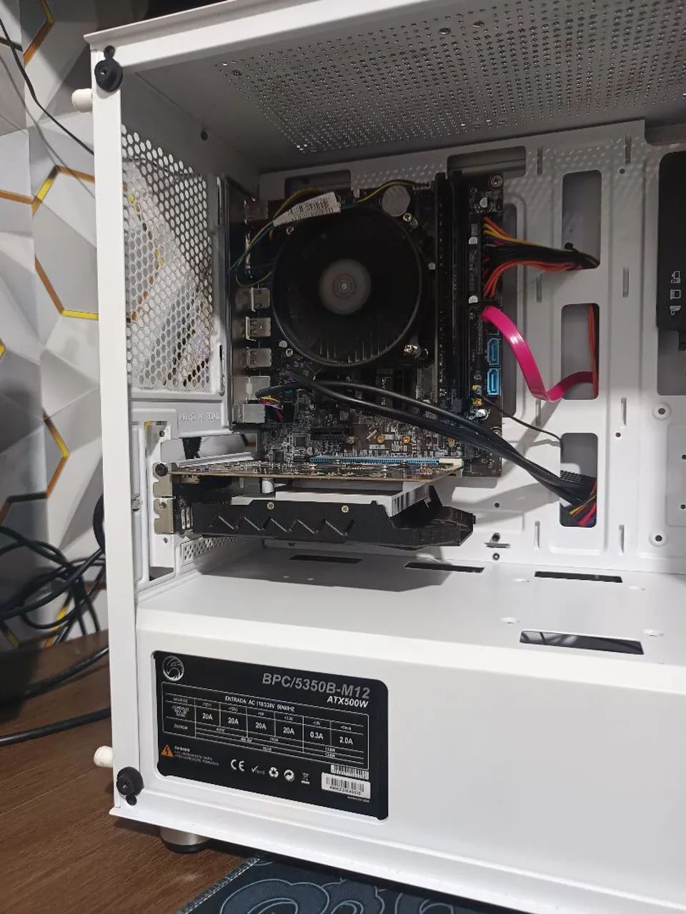 自作ジャンクPC　i5-8500 GTX-970 16Gb SSD500Gb Pc i5 8500 16 GB ddr4 SSD + placa de vídeo - Computadores e