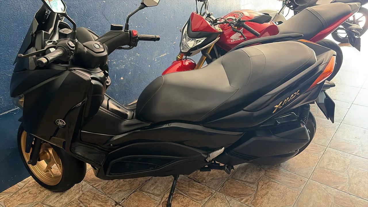 Vendo xmax 250 2021
