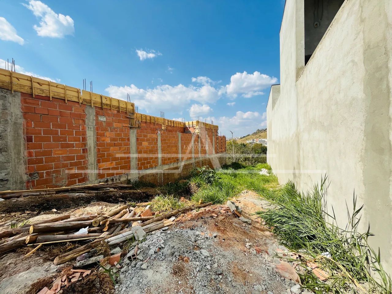 Lote no Villa Verde com leve declive e excelente localização - Foto 4