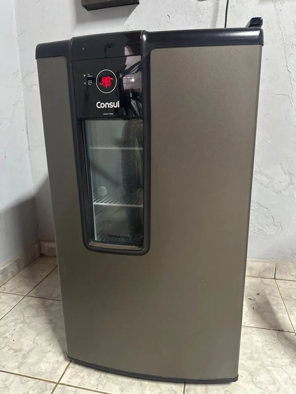 Vendo cervejeira Consul Titanium 