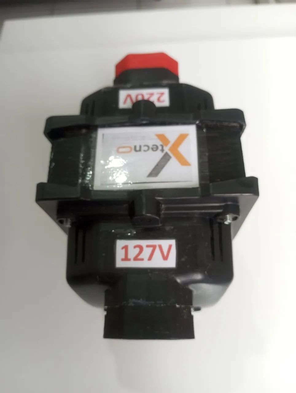 Transformadores XTECNO 127V/220V