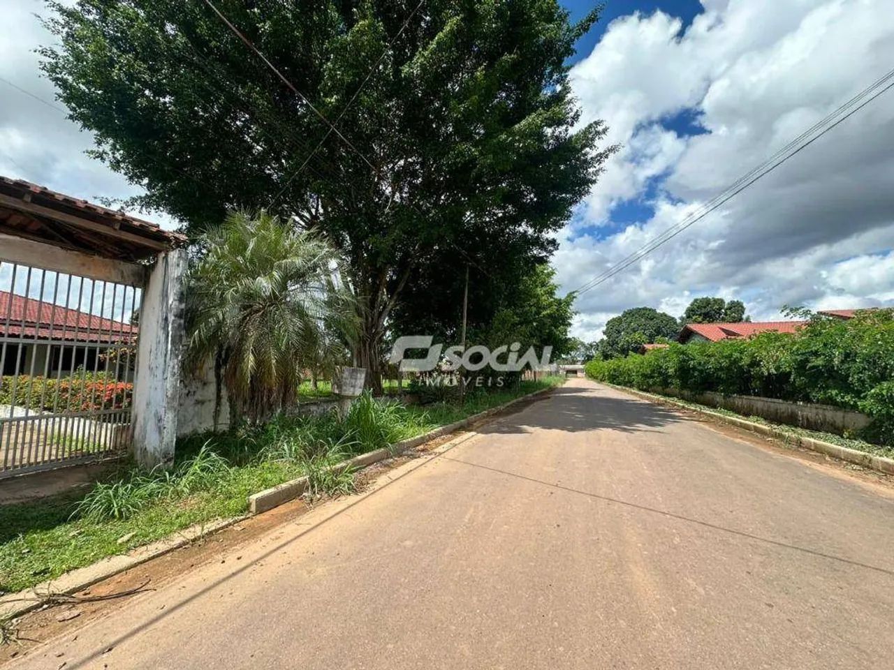 Im óvel com 3000M² de terreno - Foto 2