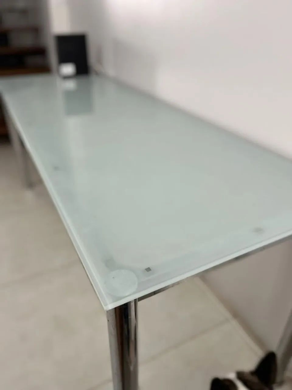 Mesa Tok&Stok de Vidro Temperado e Inox (180cm x 60cm) - Foto 4