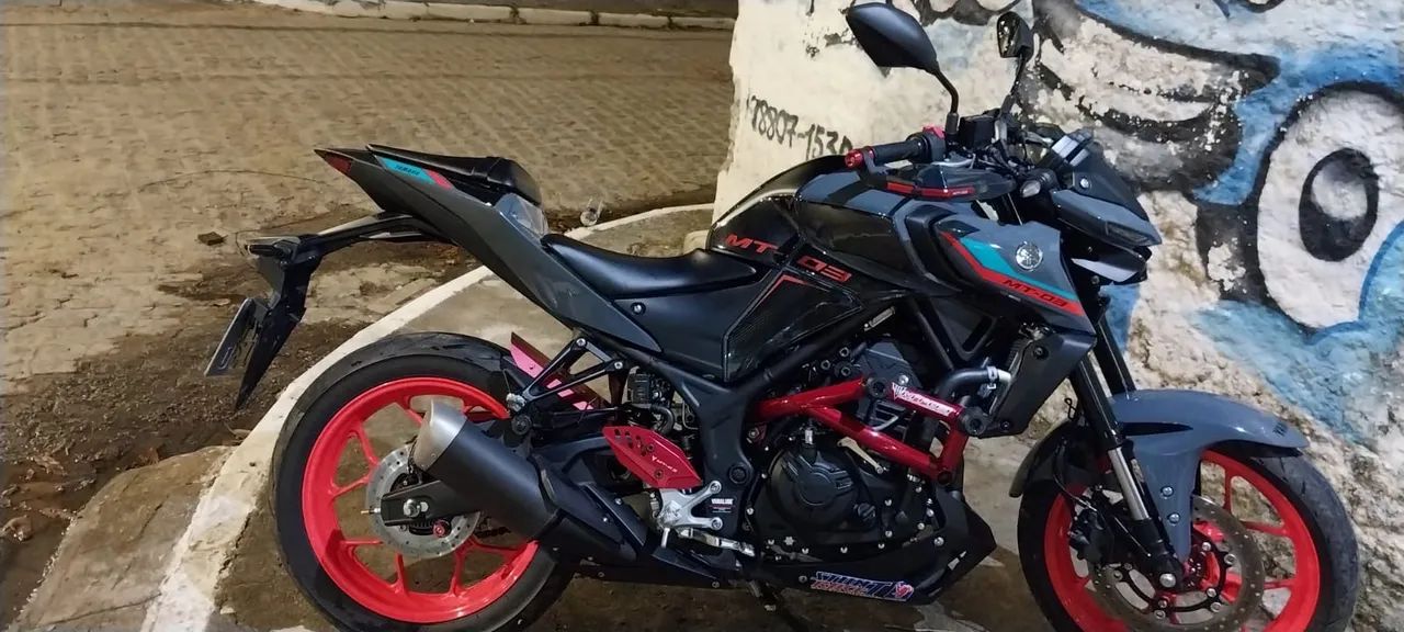 YAMAHA MT-03 CINZA 2023 - Foto 3