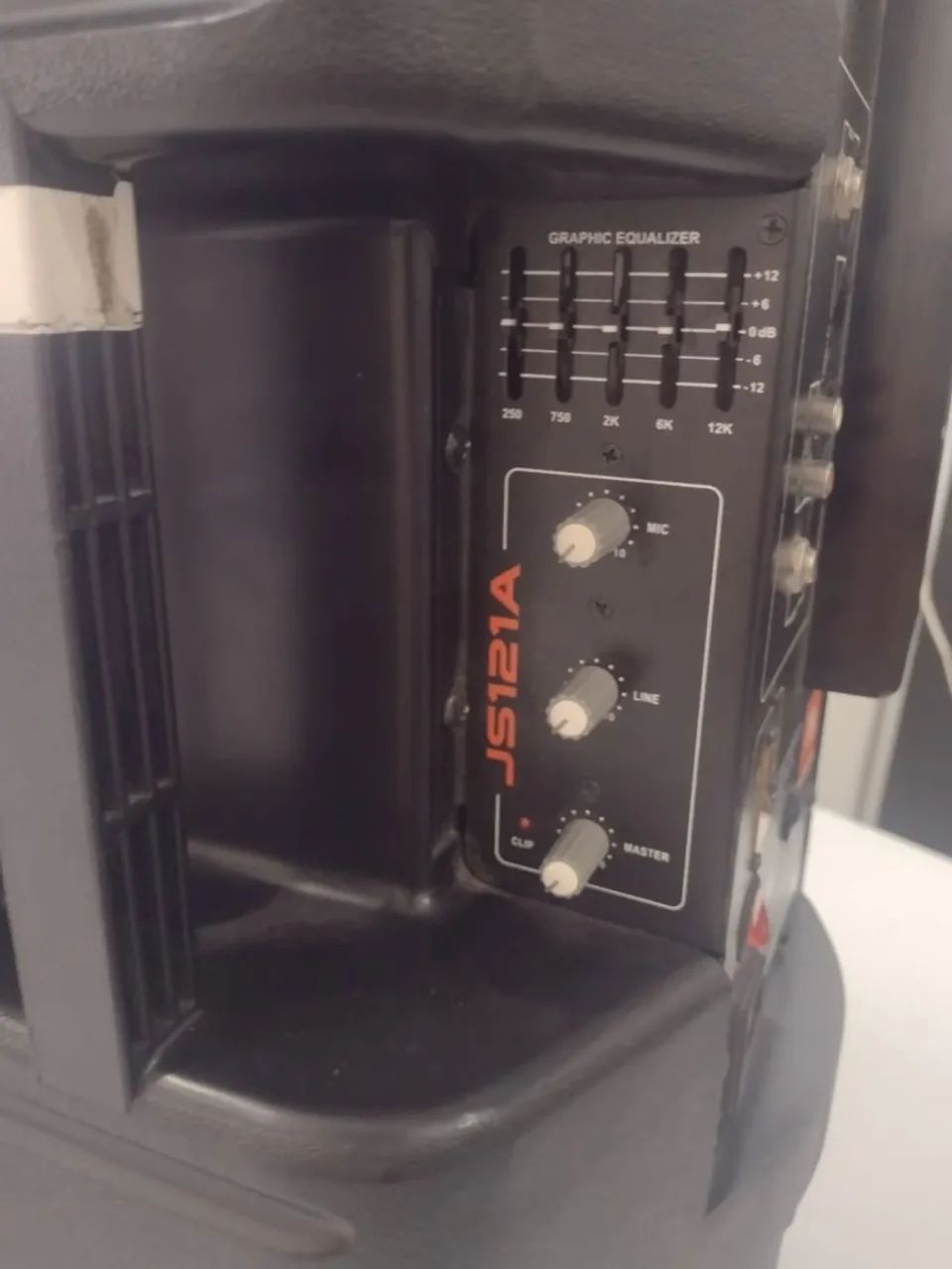 Caixas de som JBL 121a  - Foto 2
