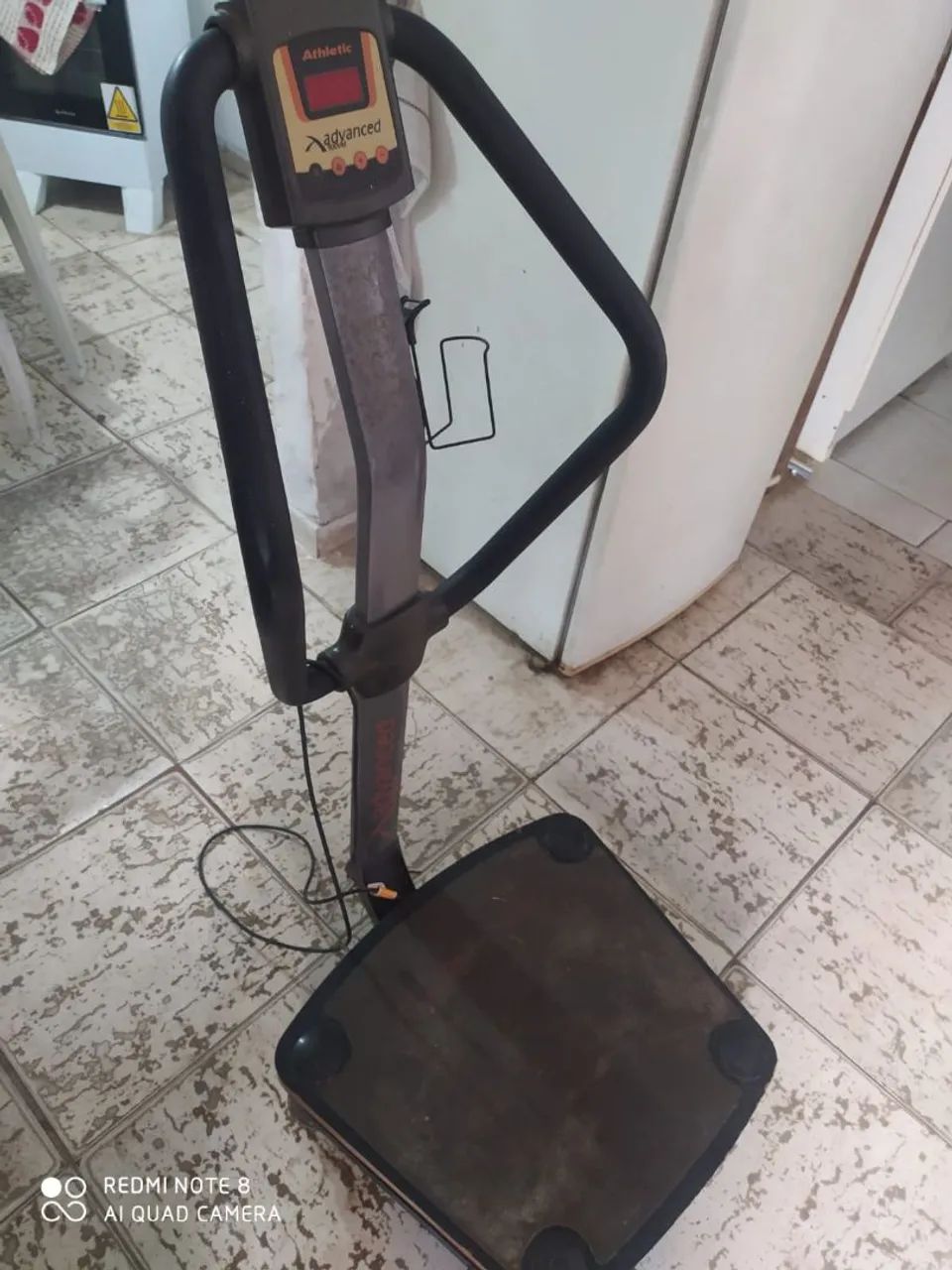 Plataforma vibratória pegando normal, pra vender 