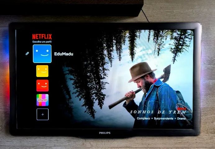 TV PHILIPS LED 40" AMBILIGHT - Foto 3