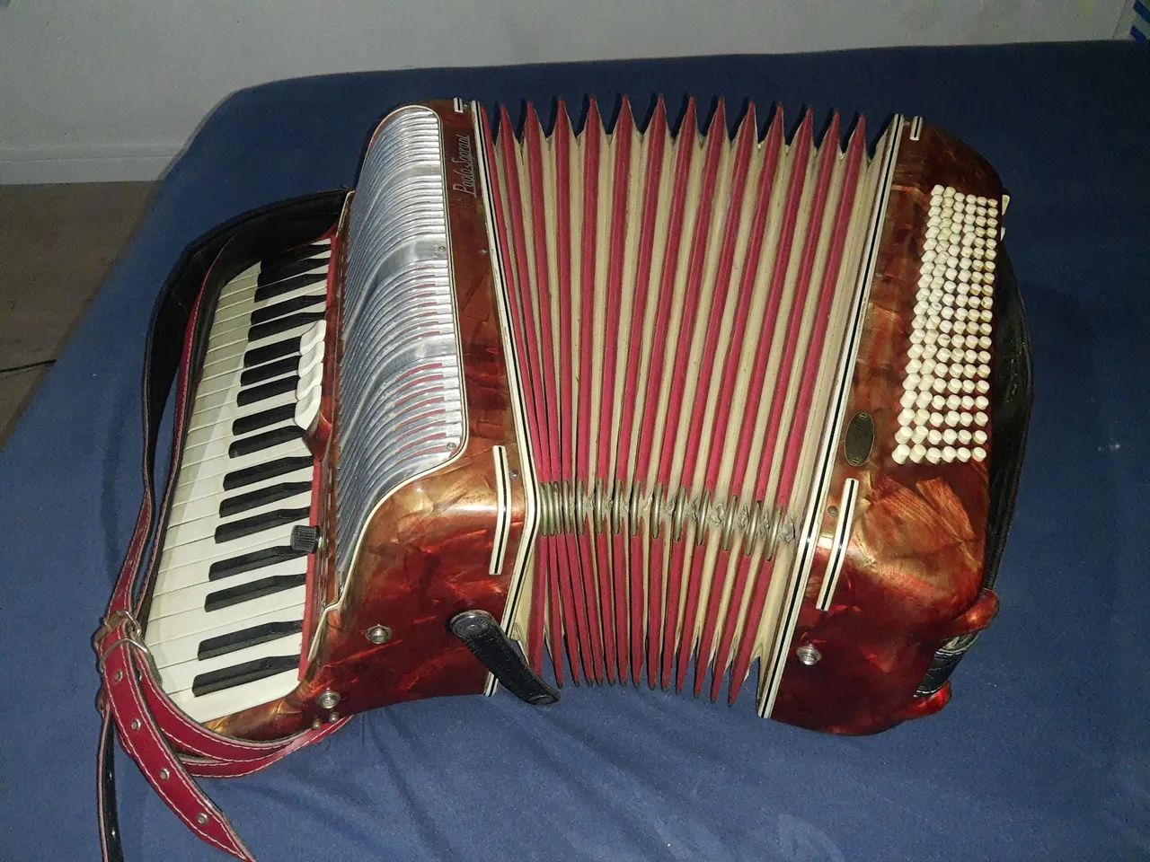 Acordeon Profissional Paolo Soprani, 120 baixos - Foto 5