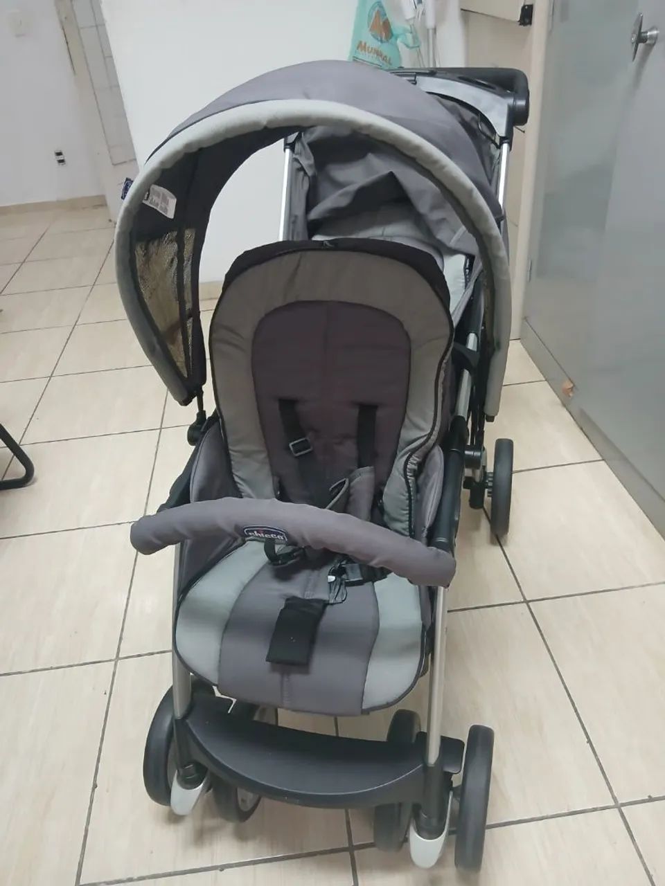 Carrinho para Gêmeos Cchico graphite - Foto 4