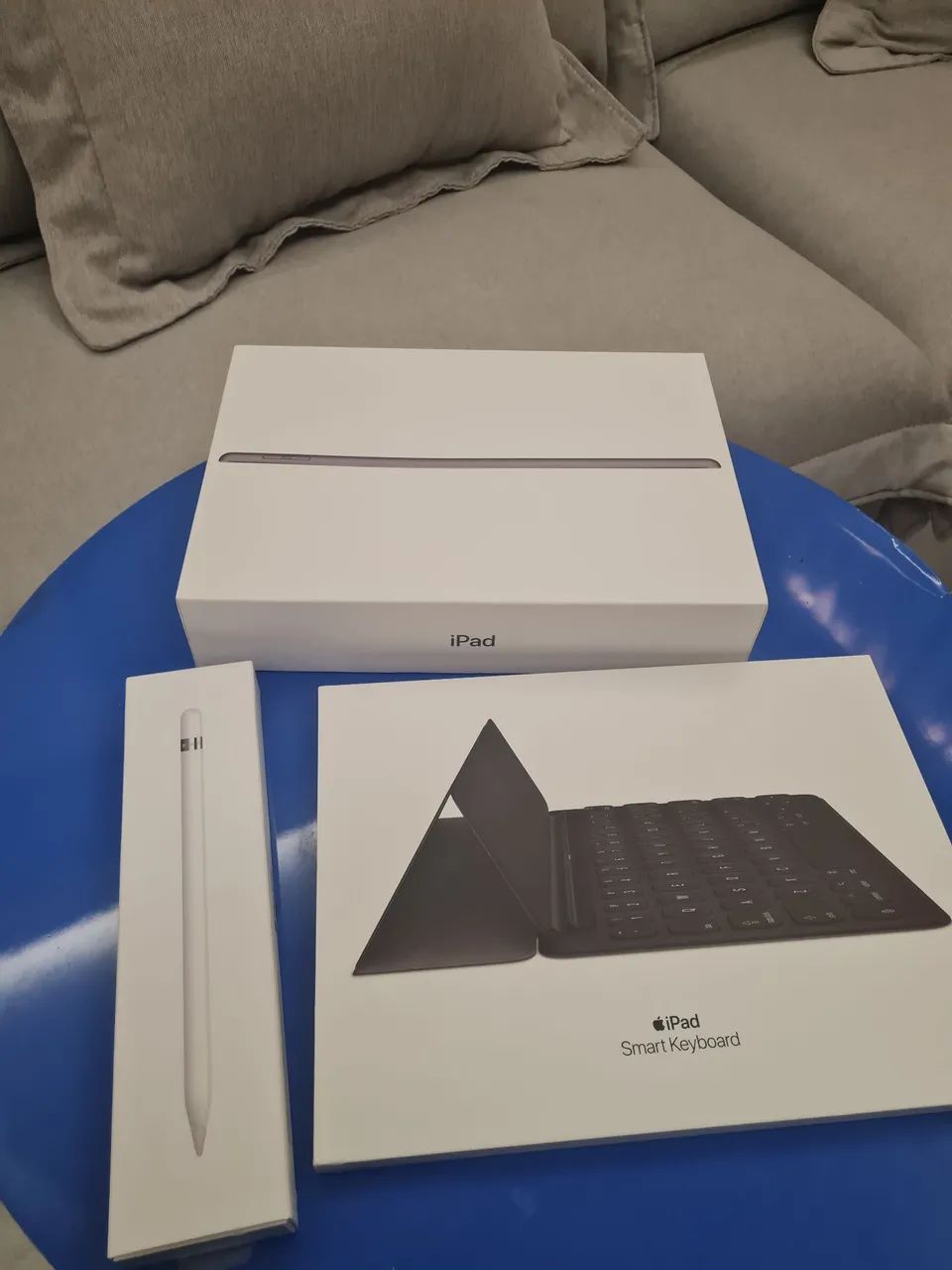 Ipad 8Gen + Apple Pencil + Keyboard  - Foto 2