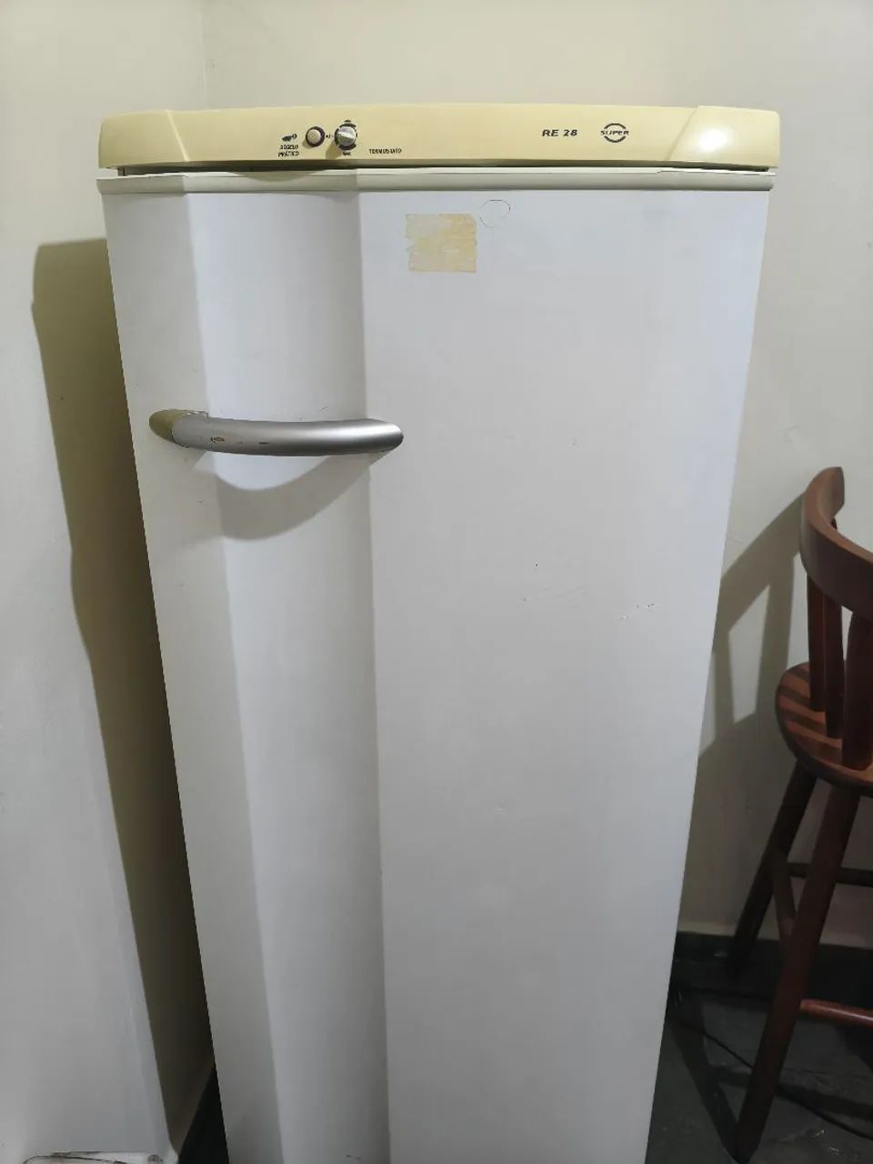 Geladeira Electrolux RE28 - Funcionando normalmente