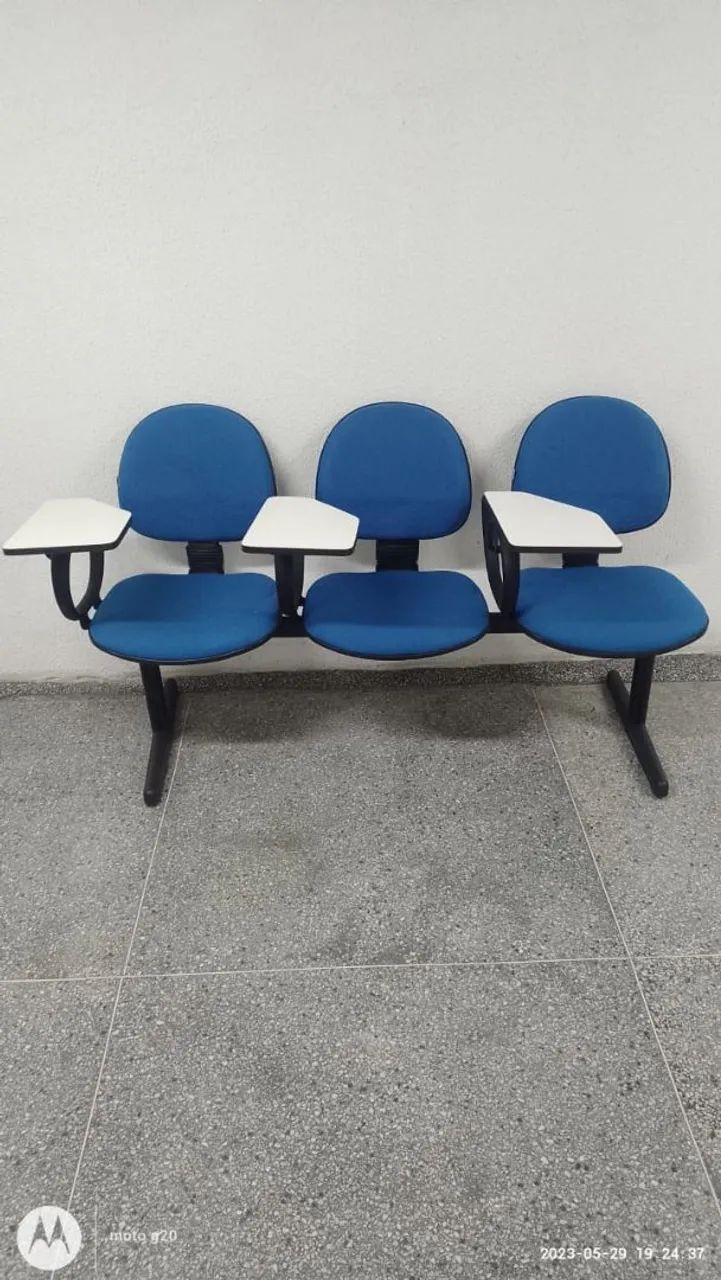 Cadeiras 3 acentos