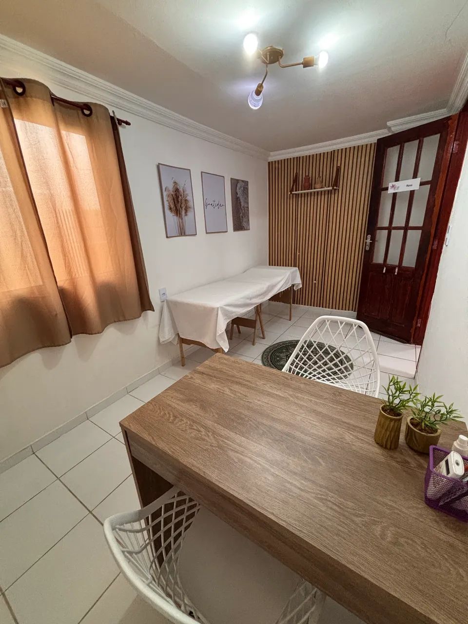 Sala mobiliada para terapeutas 