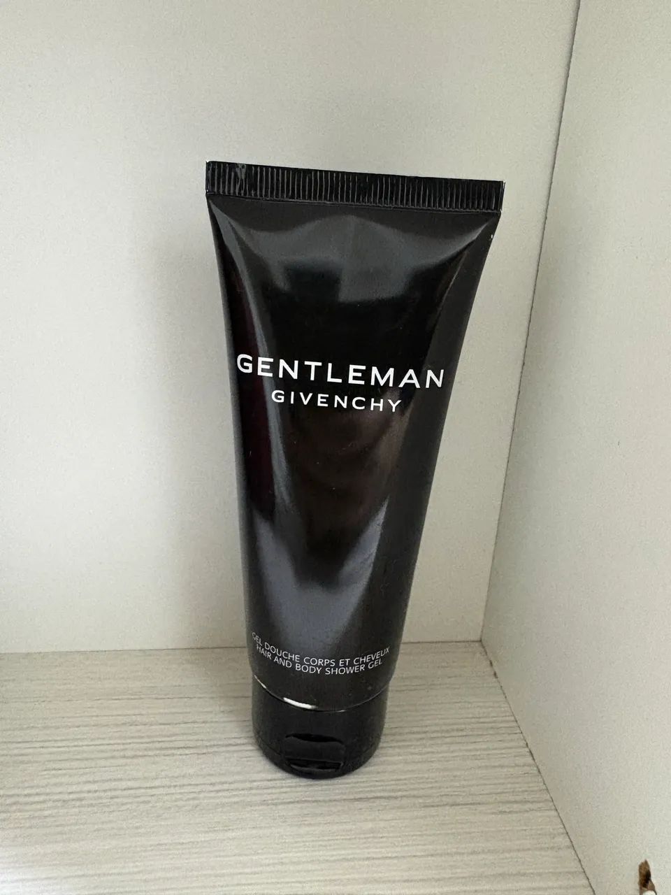 Gel de Banho Givenchy Gentleman 75ml Original - Importado