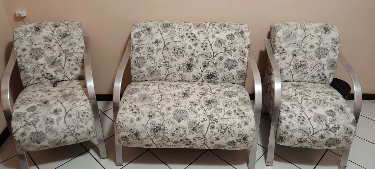 Jogo de poltronas completo pouco uso - Foto 3