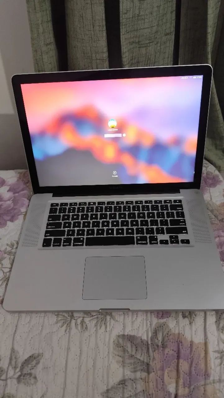 Macbook pro 2011 i7