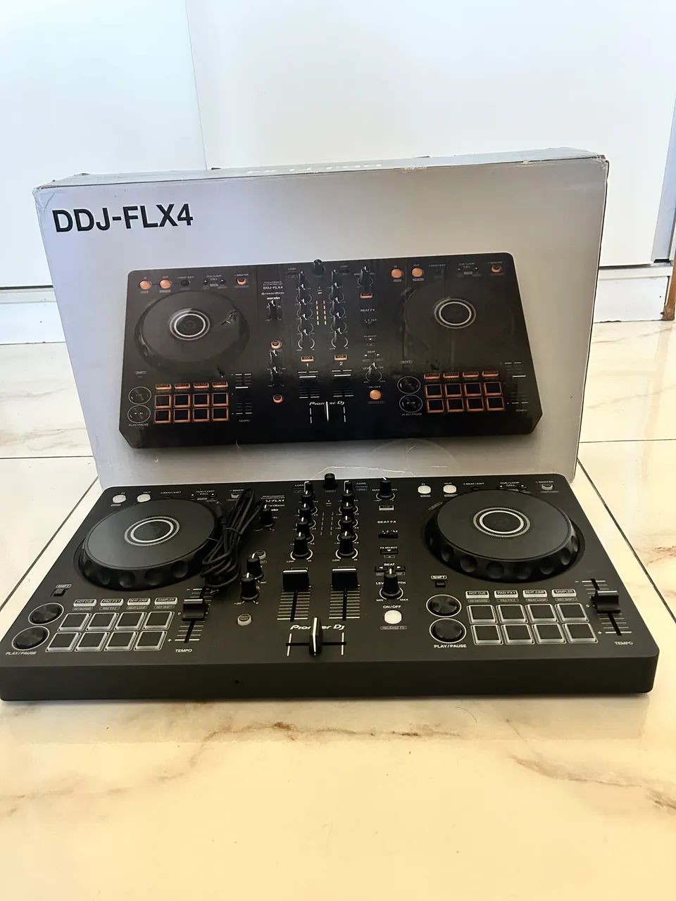 DDJ FLX4 Nova, com Garantia - Foto 2