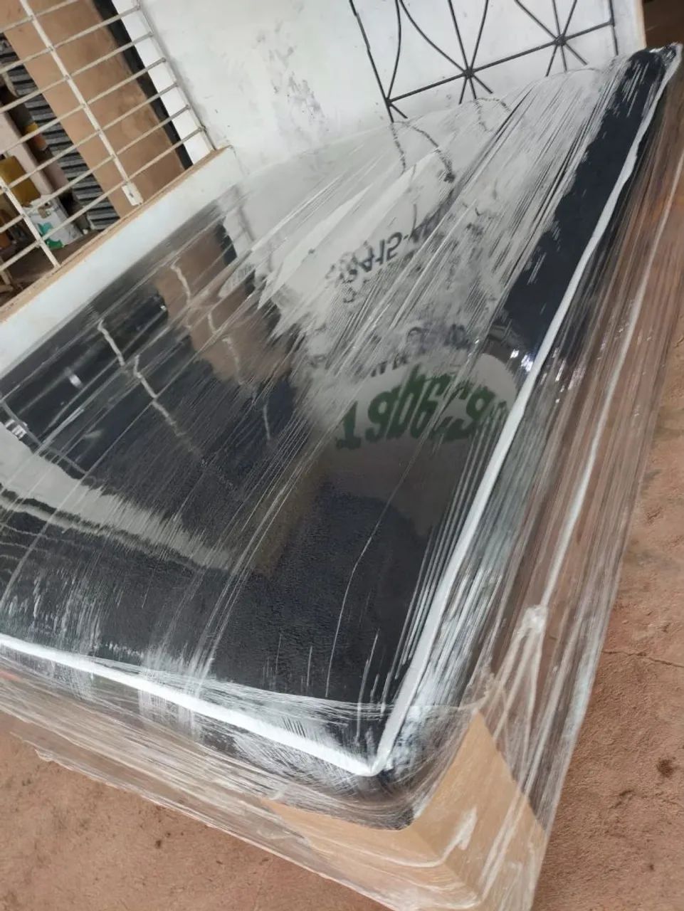 Promoção de cama de casal 480