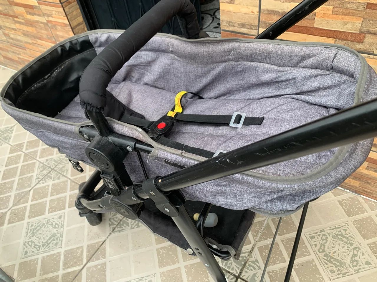 Carrinho de bebê 2 em 1 - Foto 3