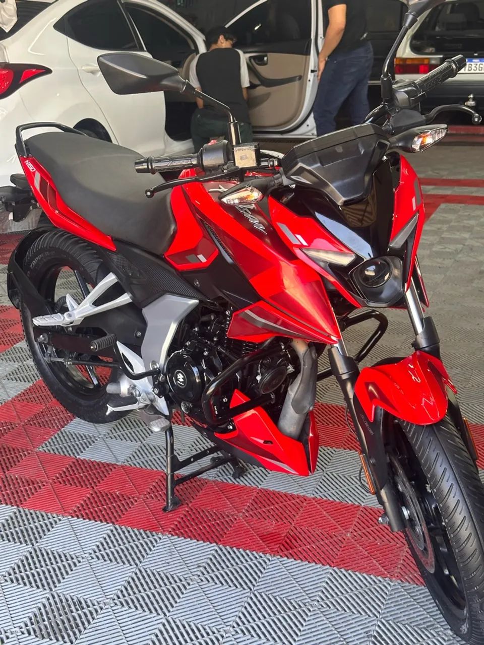 BAJAJ PULSAR N150