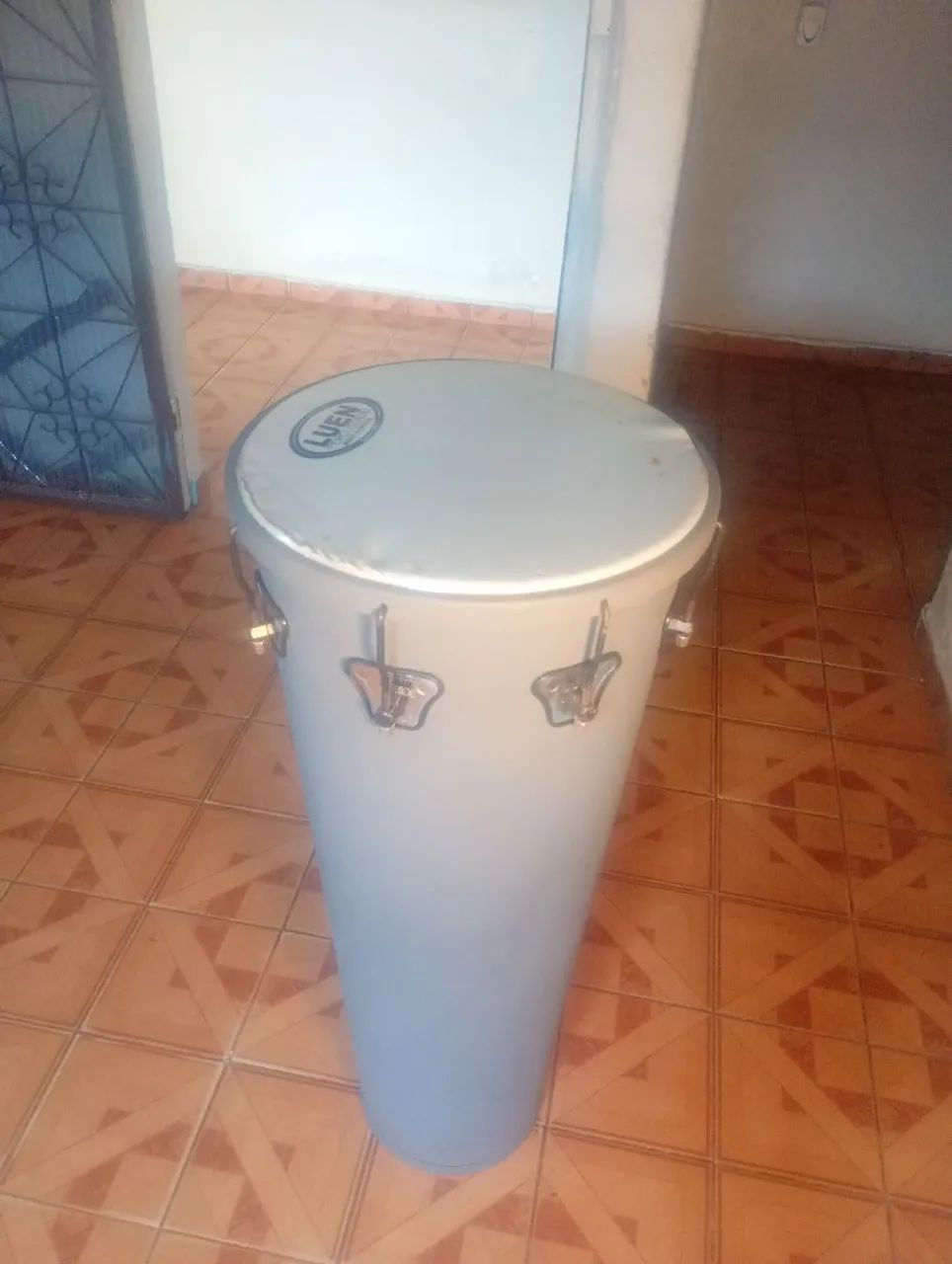 Vende-se timbal luen percusion 