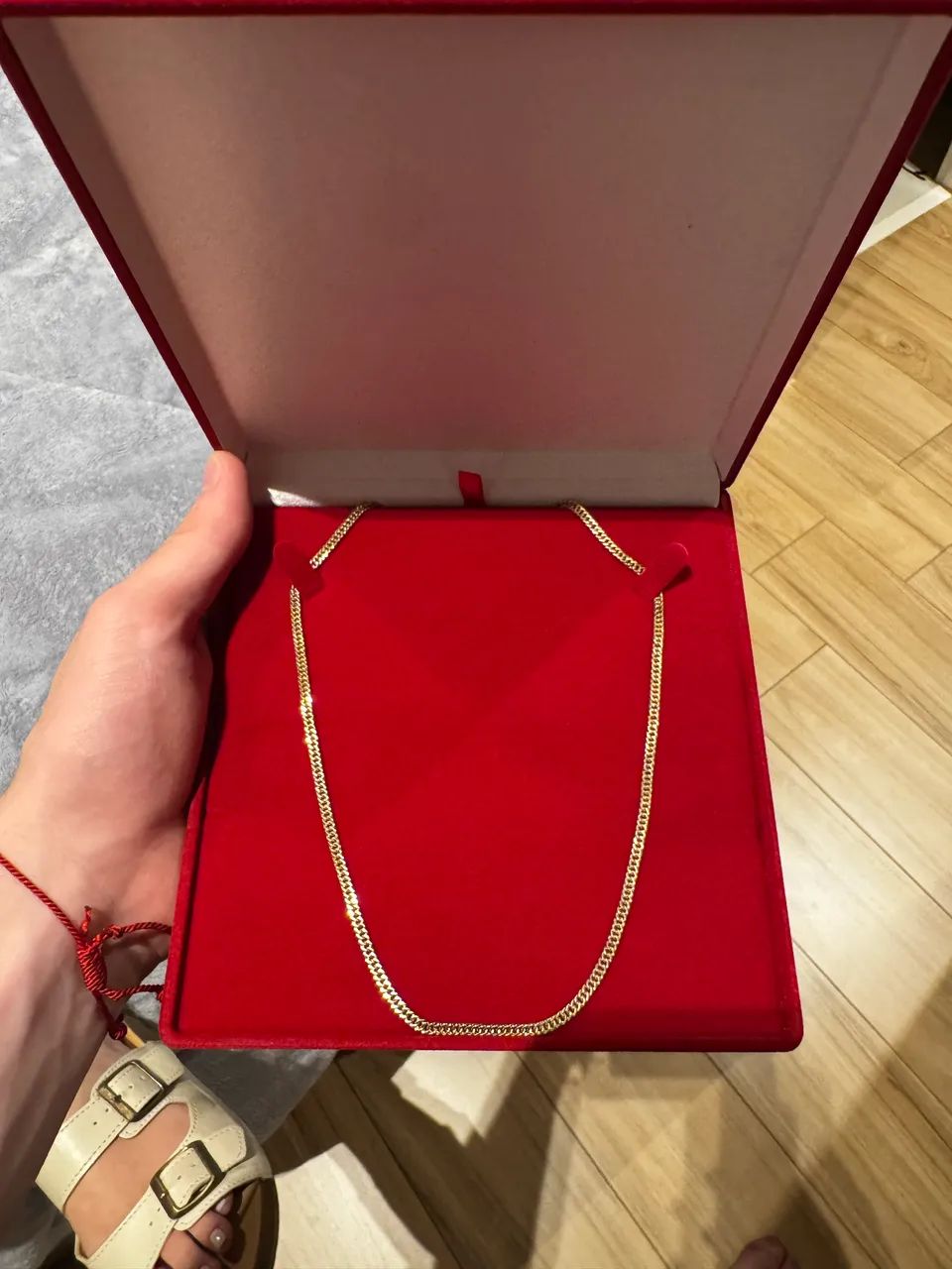 Gargantilha moeda antiga idêntica a ouro 