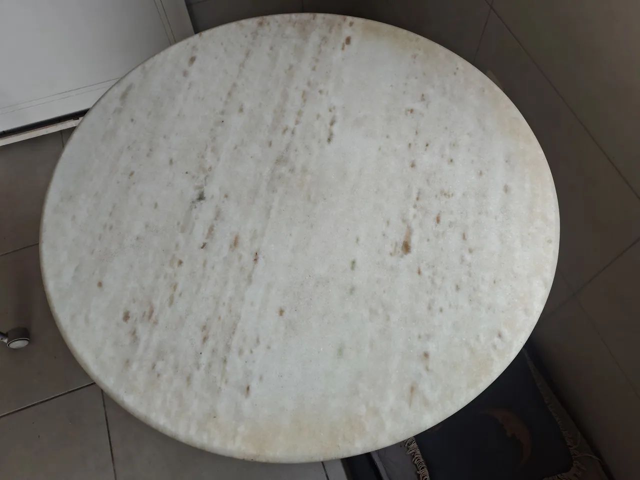 Tampo de mesa em mármore 