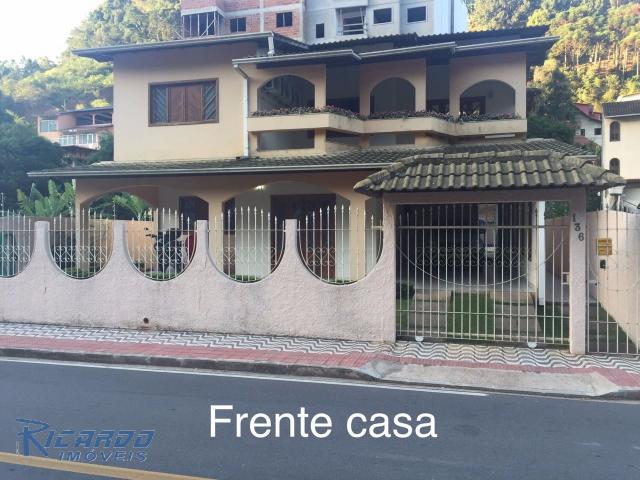 Casa 4 Quartos e Quintal Espaçoso Á Venda em Domingos Martins-ES