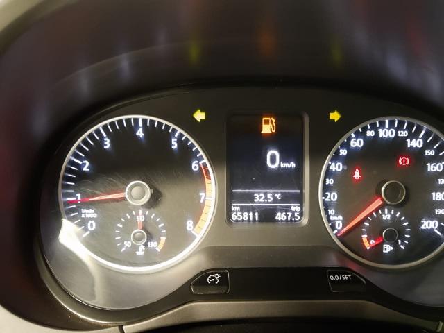 VOLKSWAGEN FOX 2016/2017 1.0 MPI TRENDLINE 12V FLEX 4P MANUAL - Foto 9