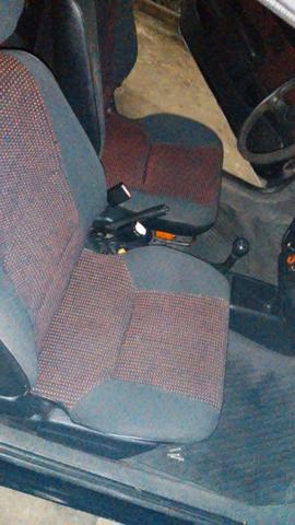 Peugeot 106 98/99 1.0 8 válvulas. Ar, vidros elétricos - Foto 8