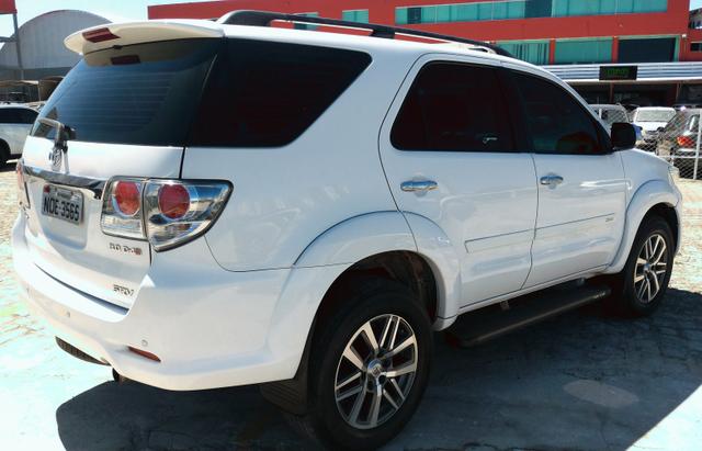 Toyota Hillux SW4 4x4 Diesel - Foto 4