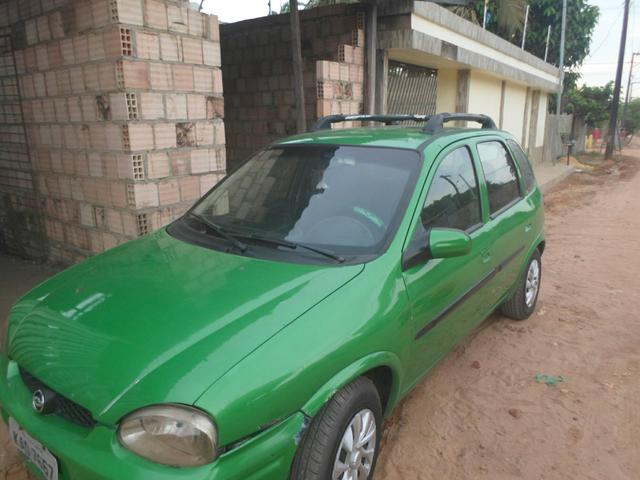 Vendo carro corsa 6.000