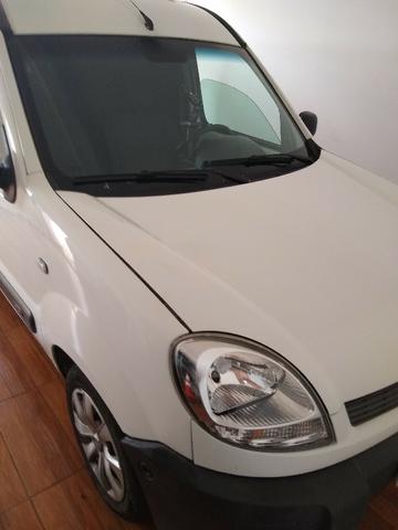Vende se uma kangoo ano 2013 ar condicionado alarme direção hidraulica - Foto 13