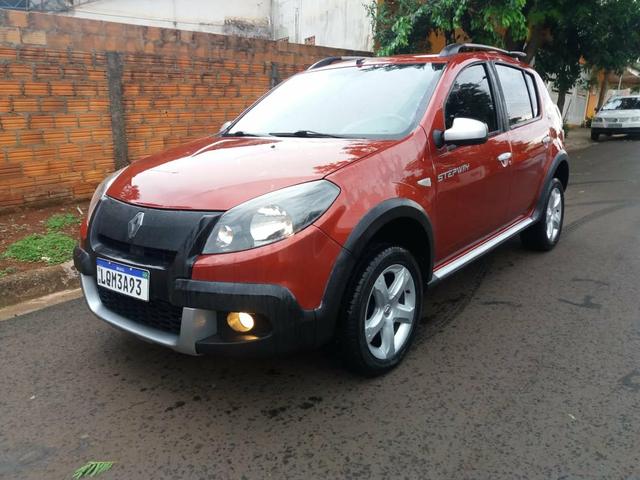 Sandero Stepway 2013 1.6 8v. Completo - Foto 2