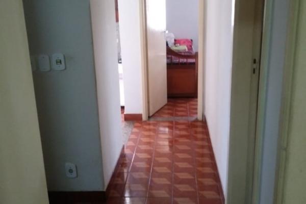 Vendo- Casa com três dormitórios, a 1 km do Centro de São Lourenço! - Foto 3