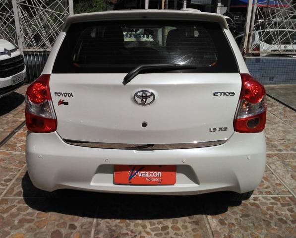 Toyota Etios 2016 Hatch 1.5 XS Flex Branco 28.330km Unico Dono - Foto 3