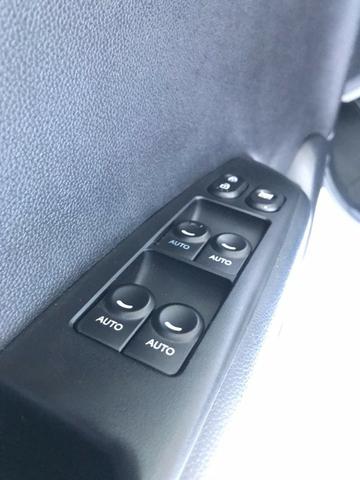 Hyundai HB20S Comfort Plus 1.6 Automático - Foto 11