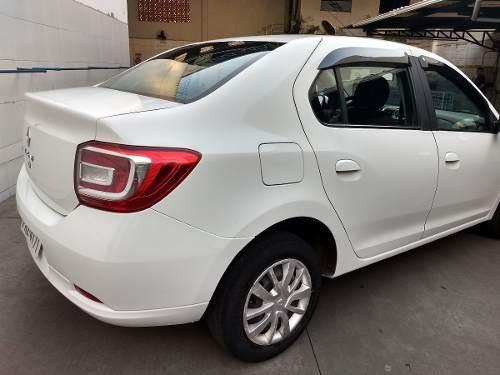 Renault logan 1.0 2015 financiamos em ate 60x com entrada de 2000 - Foto 2