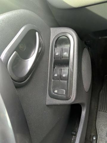 Duster Dynamique 1.6 Impecável - Foto 13