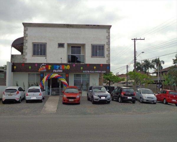 Sobrado em joinville bairro espinheiros